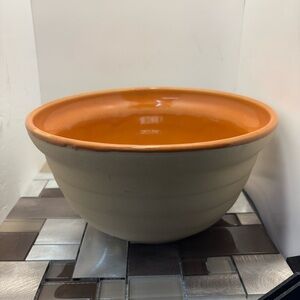 Vintage Monmouth Pottery Stoneware Ribbed Beehive Maple Leaf Bowl